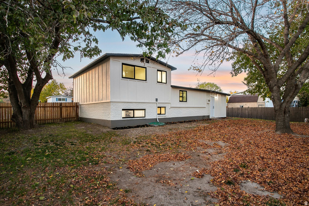 5981 S 610 W Murray, UT 84123