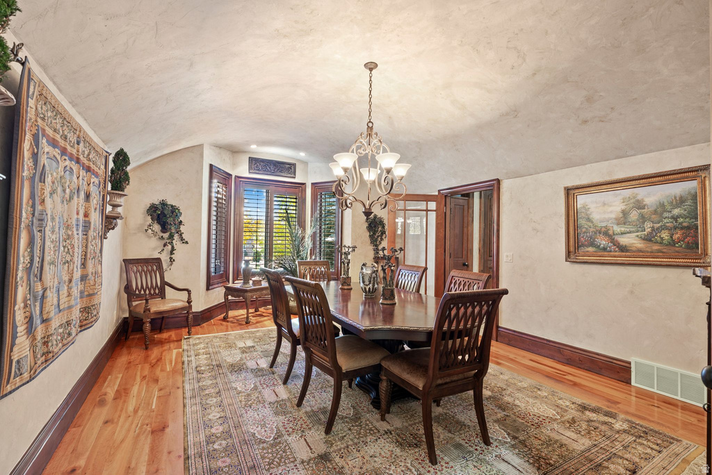 1 PEPPERWOOD POINTE Sandy, UT 84092