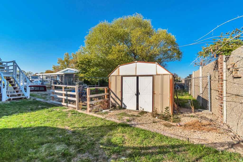 8461 S MEADOWLARK LN West Jordan, UT 84088