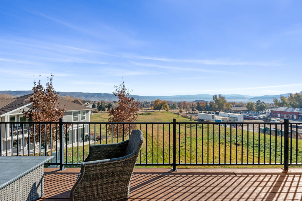 836 N PINEHURST DR Midway, UT 84049