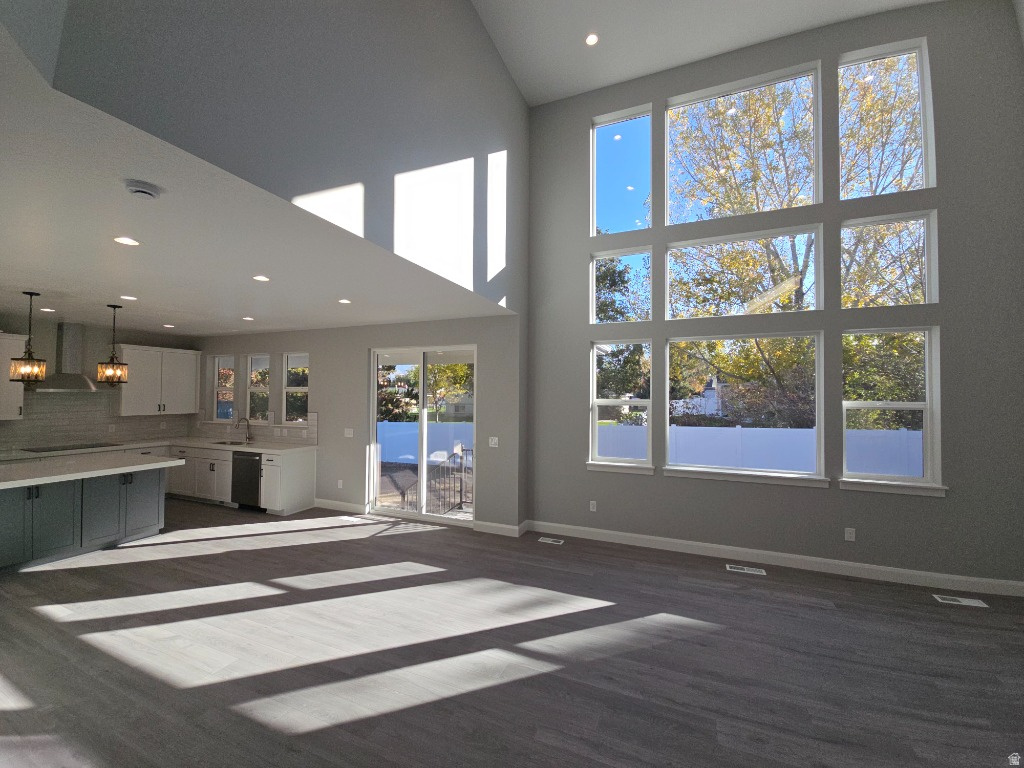 6849 S JEFFERSON ST Murray, UT 84107