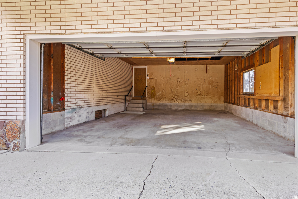 9356 N 11600 W Thatcher, UT 84337