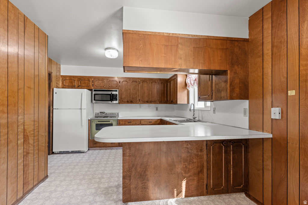 9356 N 11600 W Thatcher, UT 84337