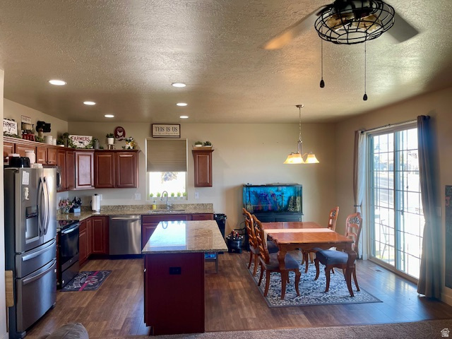 8009 S HAYDEN PARK ST West Jordan, UT 84081