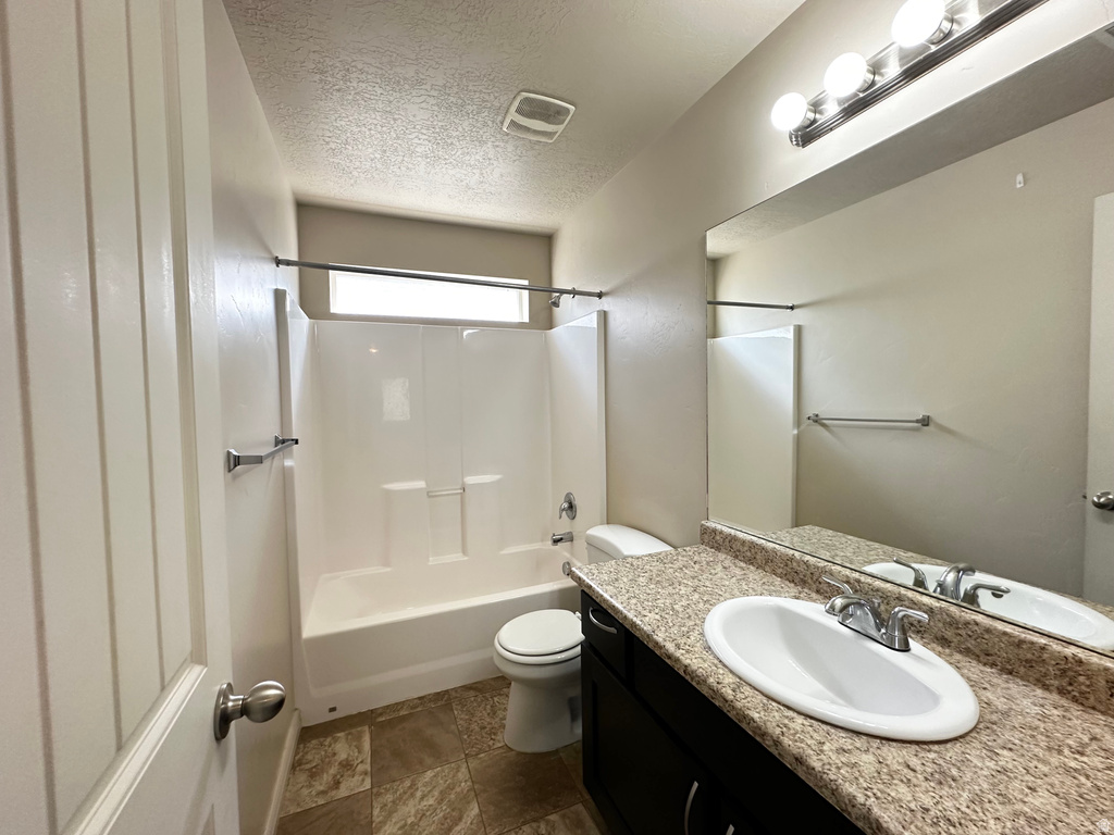 1513 W KINGSBARN WAY West Valley City, UT 84119