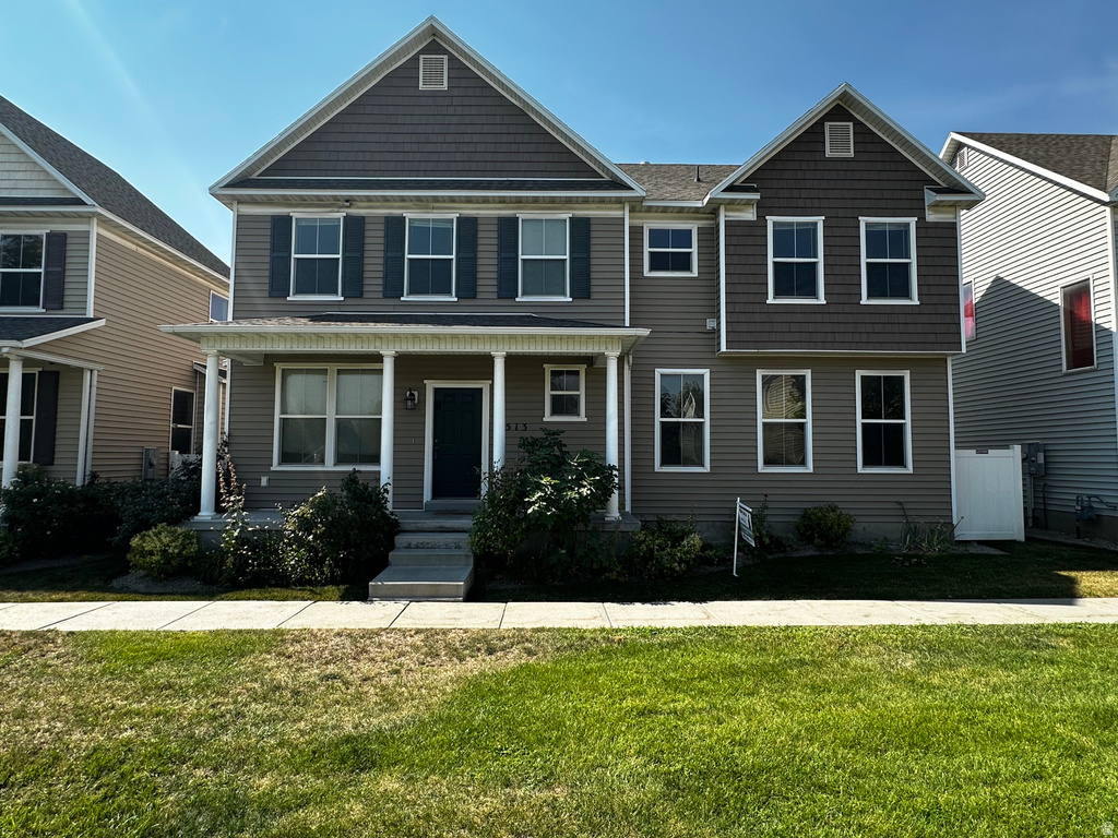 1513 W Kingsbarn Way