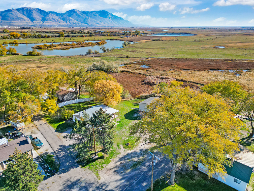 2190 N 4100 W Corinne, UT 84307