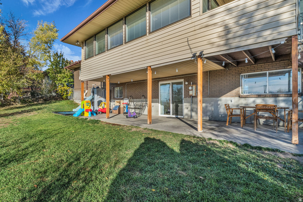 9968 S BLOSSOM DR Sandy, UT 84092