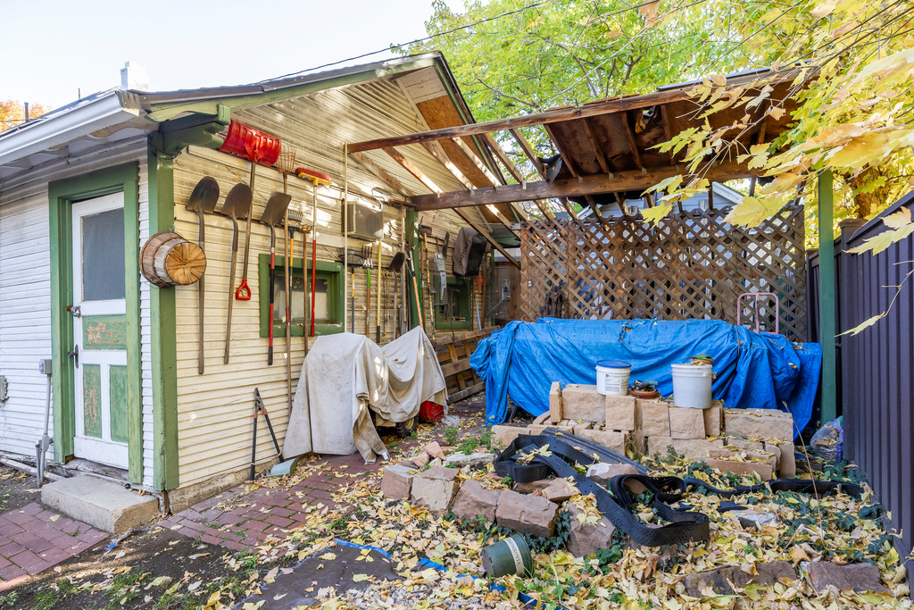 1024 E 1ST AVE Salt Lake City, UT 84103