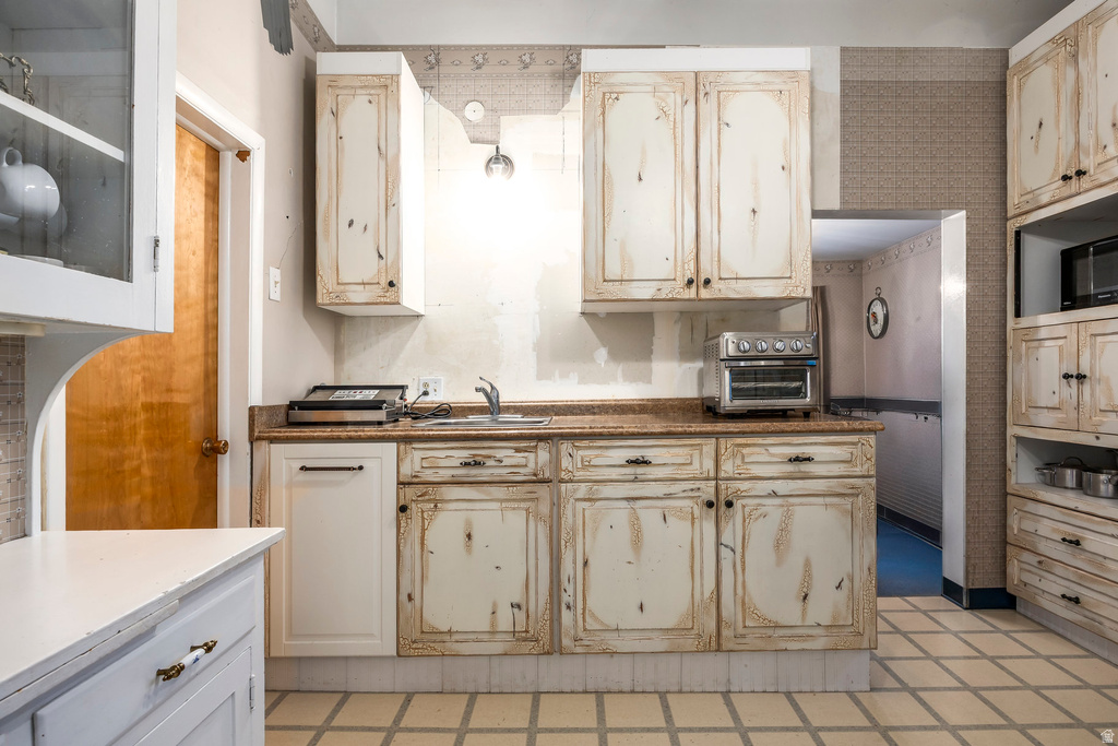 1024 E 1ST AVE Salt Lake City, UT 84103