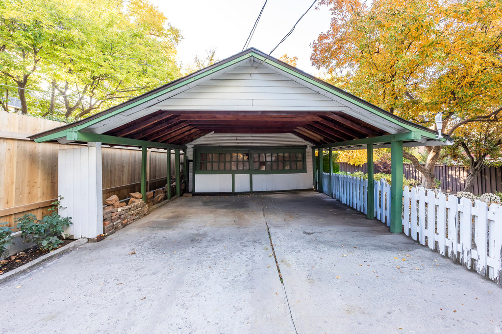 1024 E 1ST AVE Salt Lake City, UT 84103