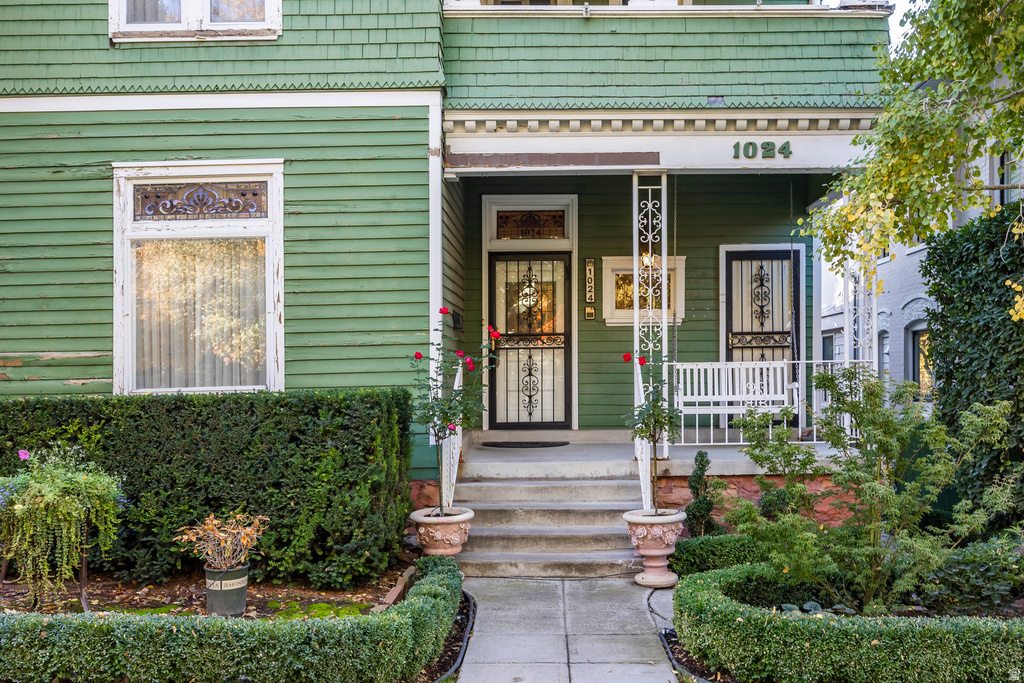 1024 E 1ST AVE Salt Lake City, UT 84103