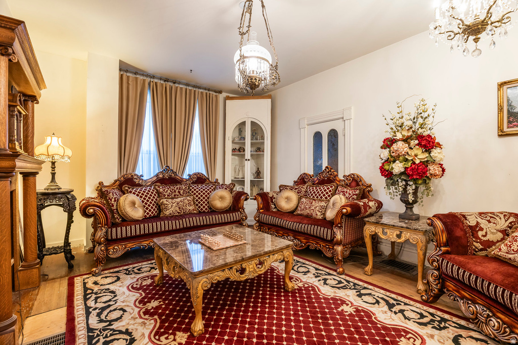 1024 E 1ST AVE Salt Lake City, UT 84103