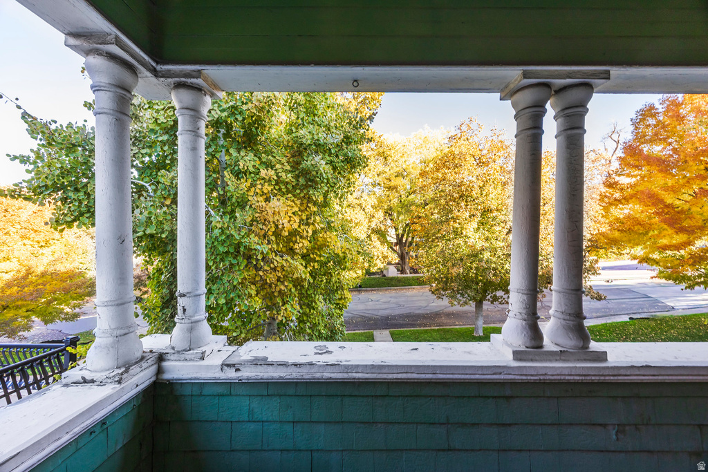 1024 E 1ST AVE Salt Lake City, UT 84103