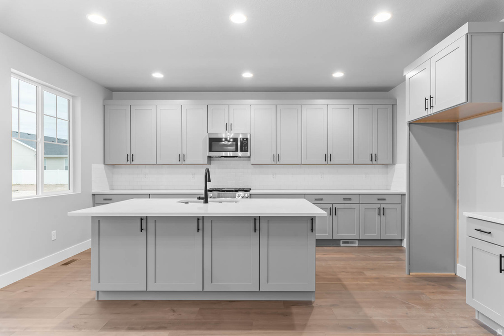 3777 W 2550 N Lehi, UT 84048