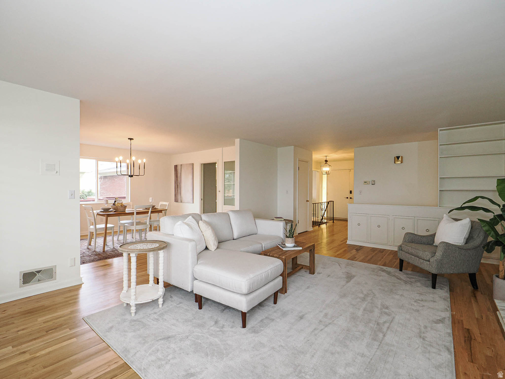 1174 S STANSBURY WAY Salt Lake City, UT 84108