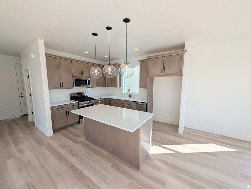 6908 W LAKE AVE #214 South Jordan, UT 84009