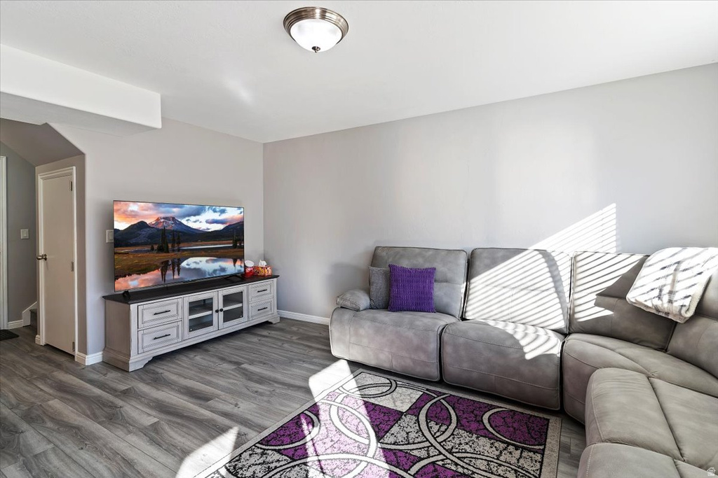 2434 N CHARLESTON AVE Harrisville, UT 84414