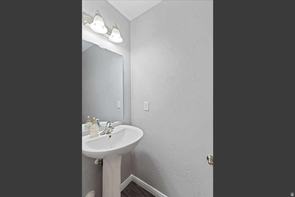 2434 N CHARLESTON AVE Harrisville, UT 84414