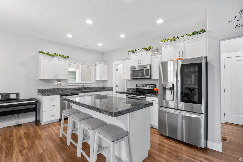 7465 N COTTAGE LN Eagle Mountain, UT 84005