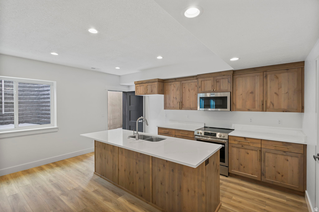 728 E MOUNTAIN ROAD North Ogden, UT 84414