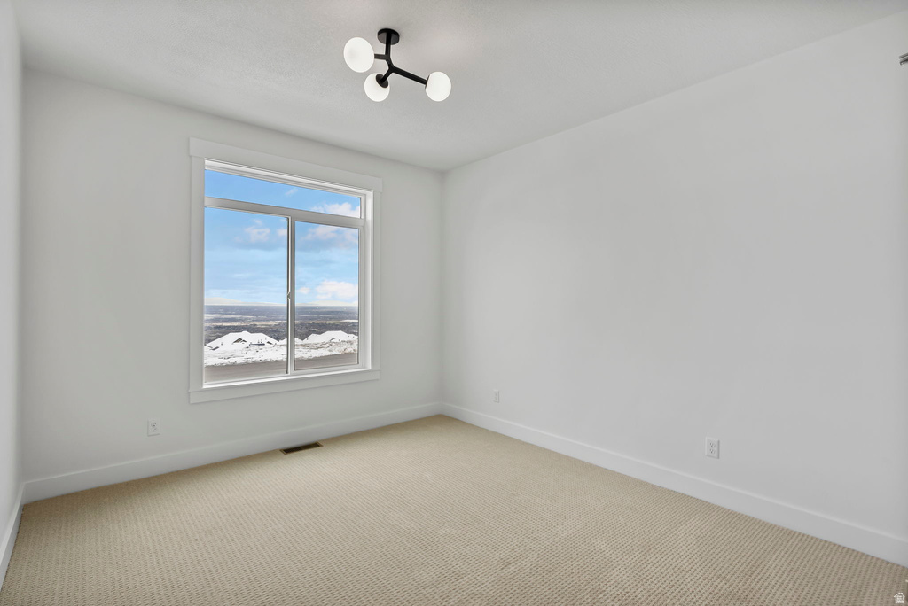 728 E MOUNTAIN ROAD North Ogden, UT 84414