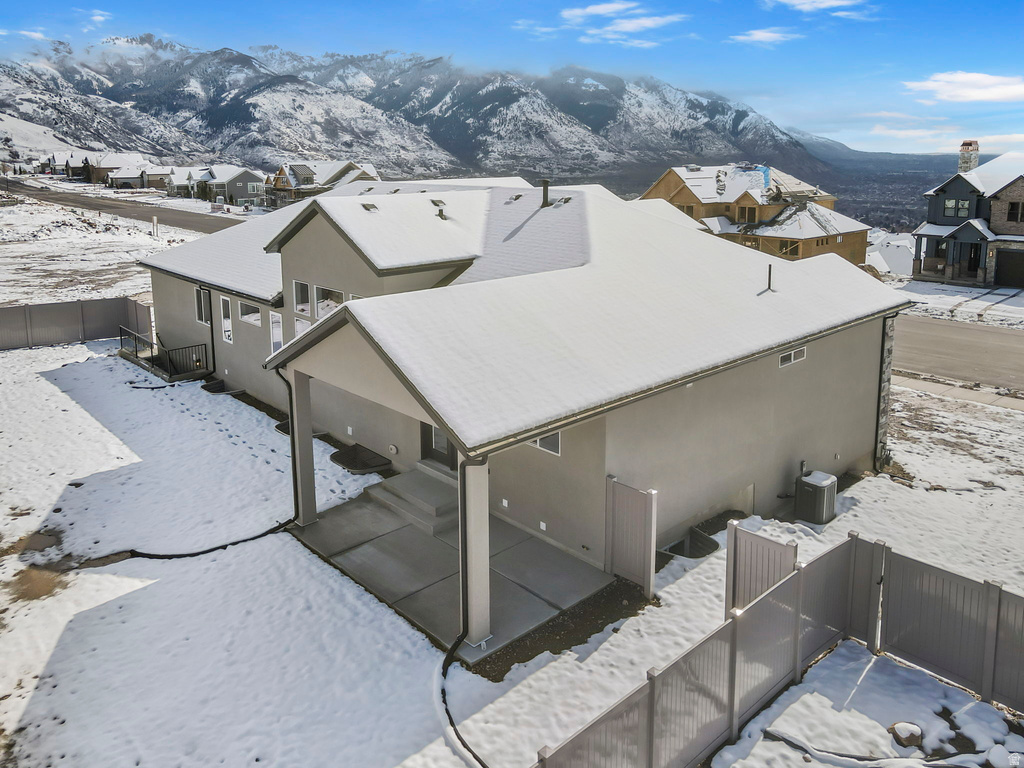 728 E MOUNTAIN ROAD North Ogden, UT 84414