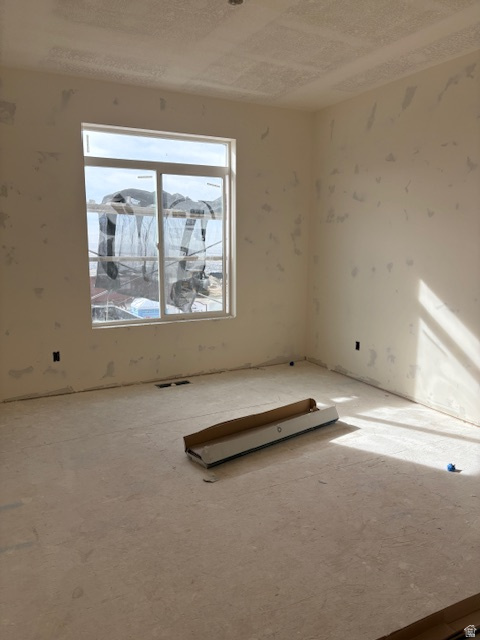 728 E MOUNTAIN ROAD North Ogden, UT 84414