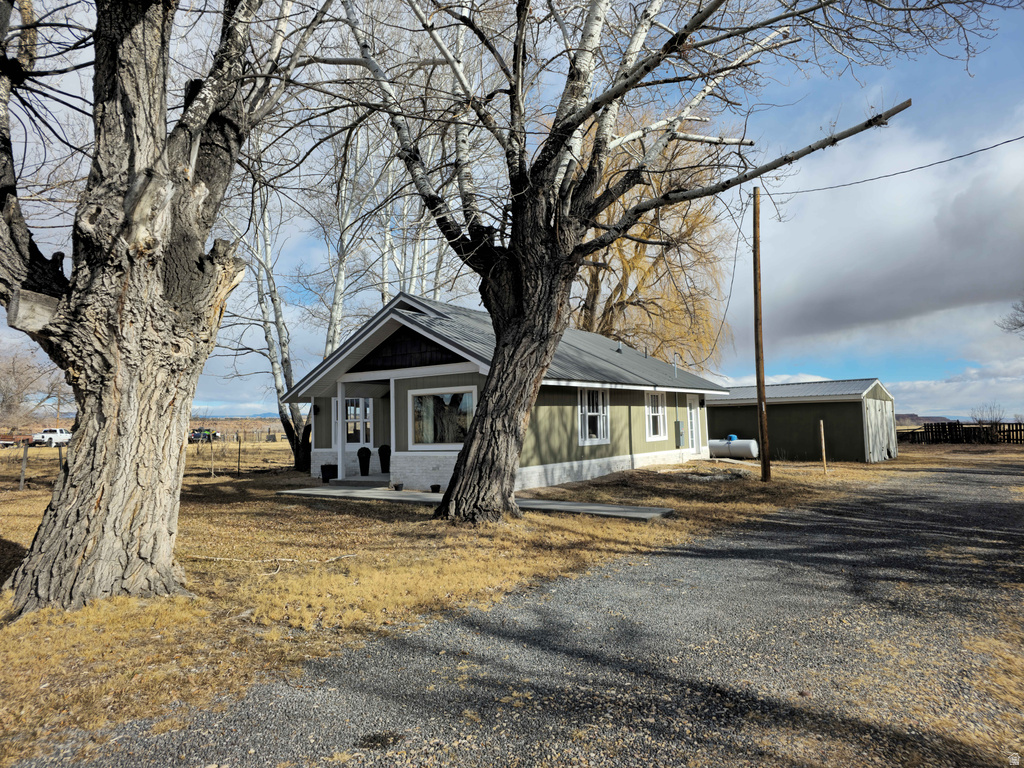 1725 UT-87 Bluebell, UT 84007