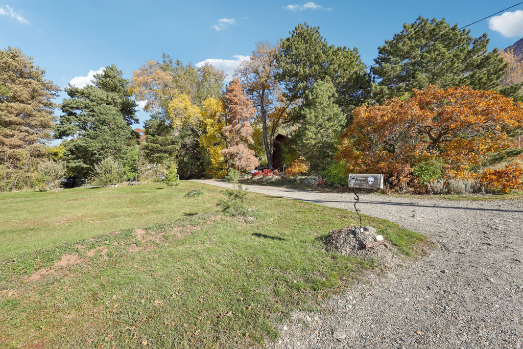 255 E 100 N Willard, UT 84340