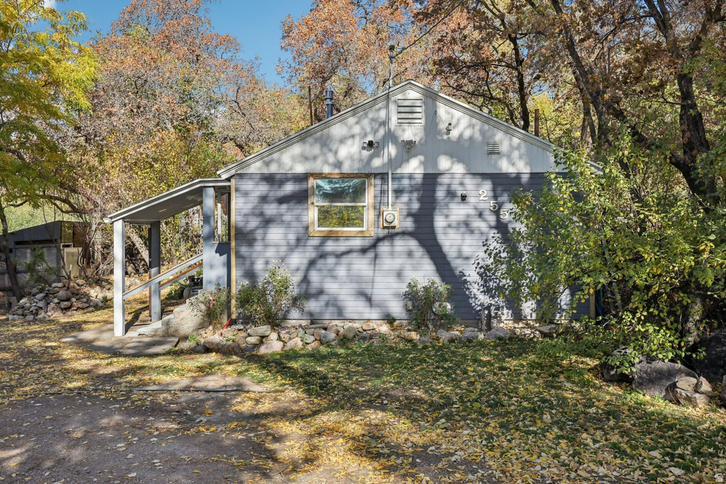 255 E 100 N Willard, UT 84340