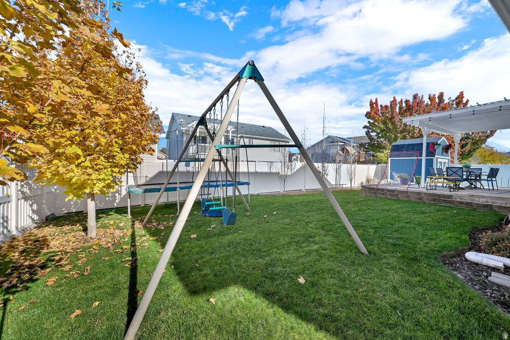 922 W 1420 N Clinton, UT 84015