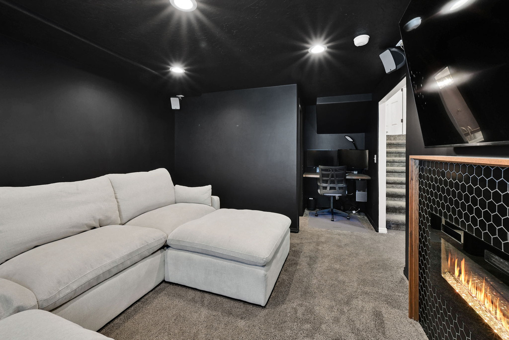 922 W 1420 N Clinton, UT 84015