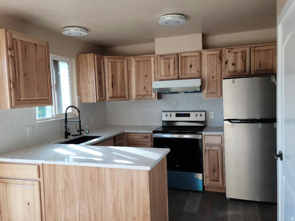 3879 W SEGAL CIR West Valley City, UT 84120