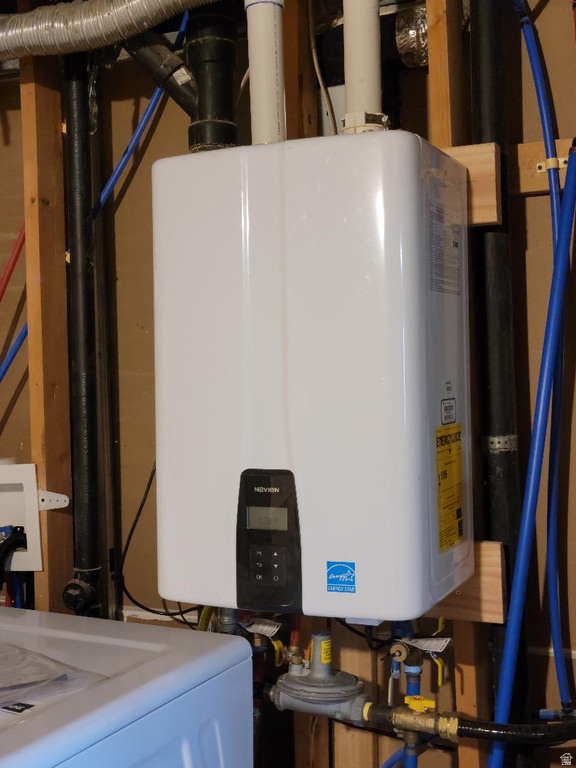 3879 W SEGAL CIR West Valley City, UT 84120