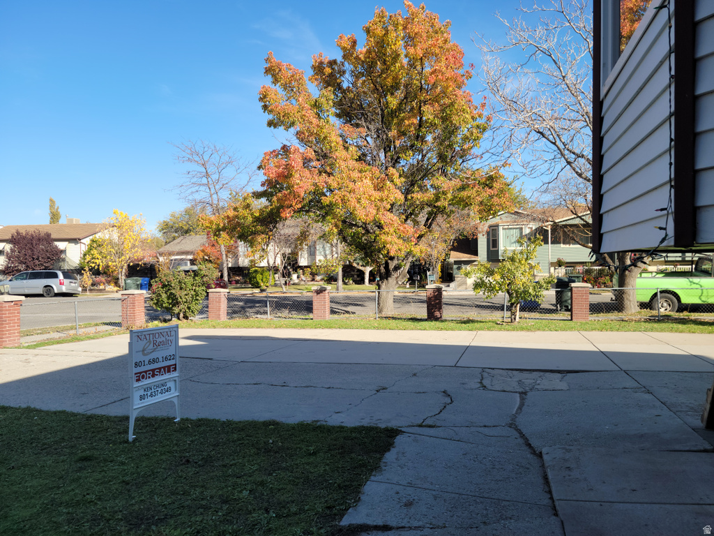 3879 W SEGAL CIR West Valley City, UT 84120