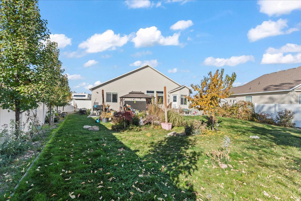 834 N 200 W Tooele, UT 84074