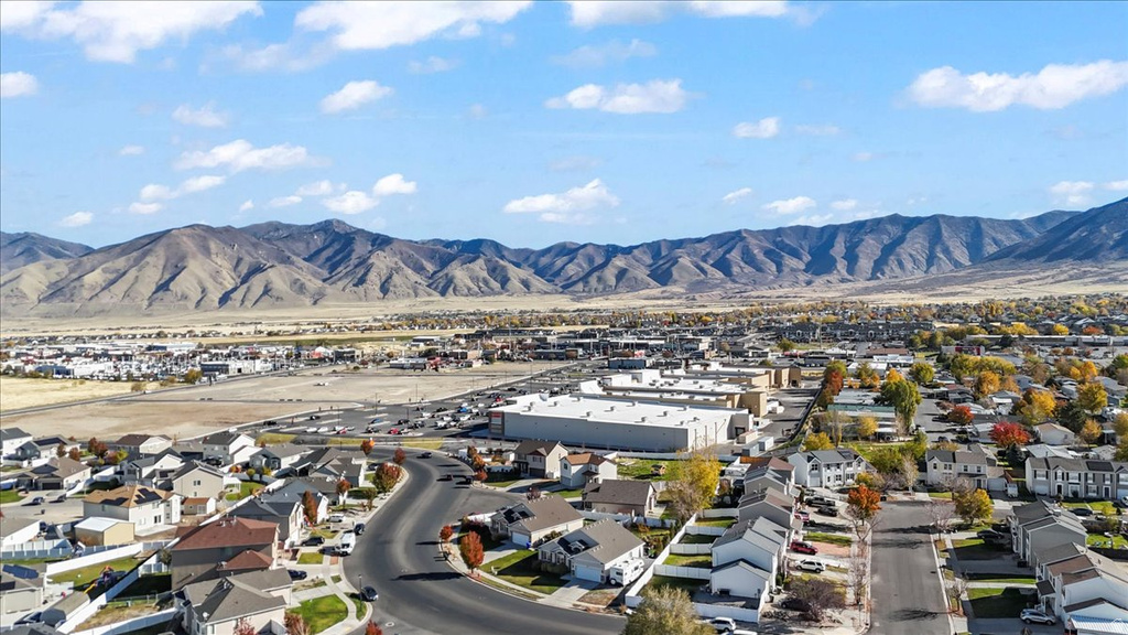 834 N 200 W Tooele, UT 84074