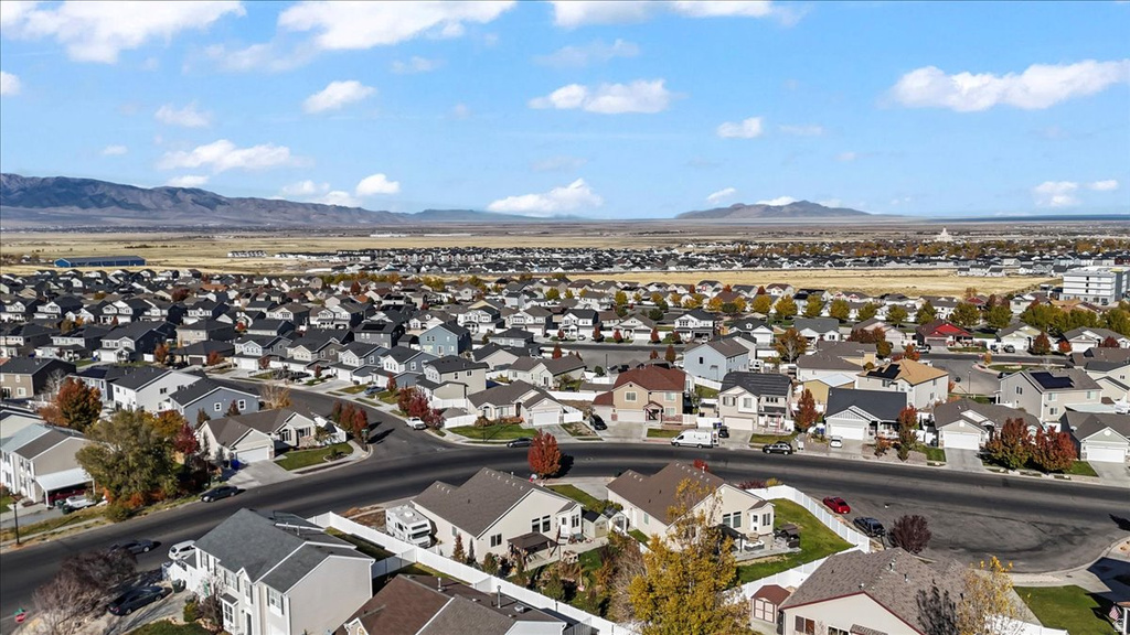 834 N 200 W Tooele, UT 84074