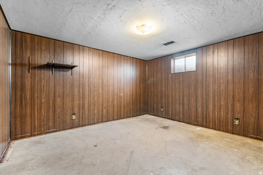 6837 S 75 W Murray, UT 84107