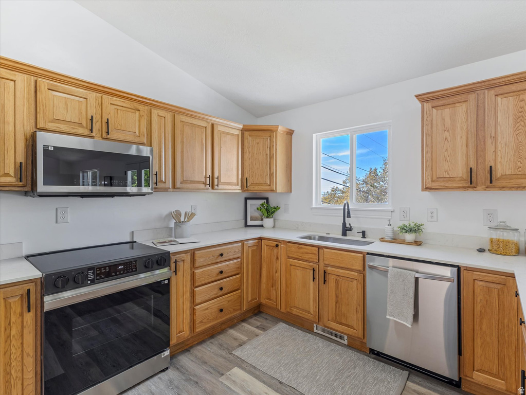 3238 S 675 W Bountiful, UT 84010