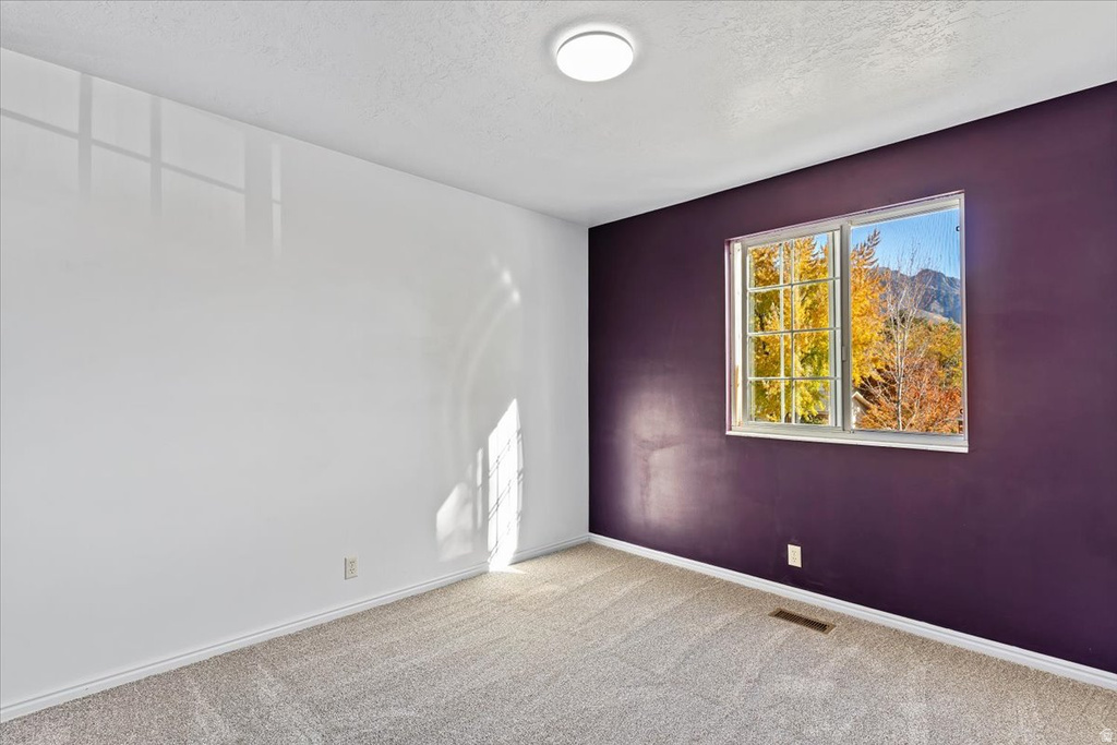 2277 E 3225 N Layton, UT 84040