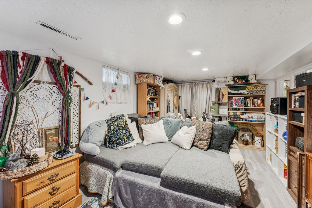 728 E EMPIRE AVE Salt Lake City, UT 84106