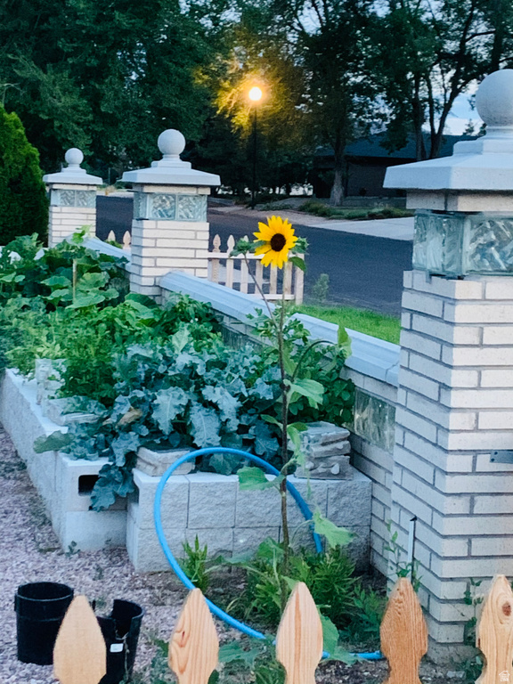 11415 S HAGAN RD Sandy, UT 84092