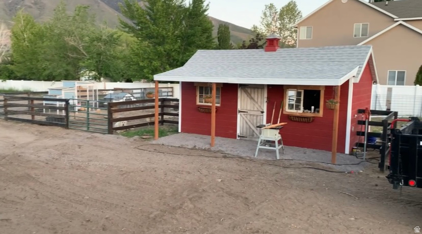 11415 S HAGAN RD Sandy, UT 84092