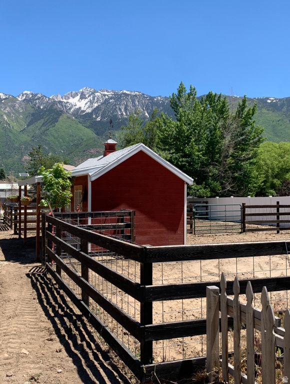 11415 S HAGAN RD Sandy, UT 84092