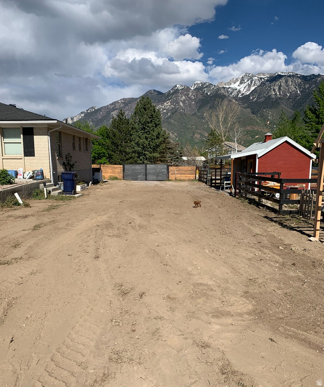 11415 S HAGAN RD Sandy, UT 84092