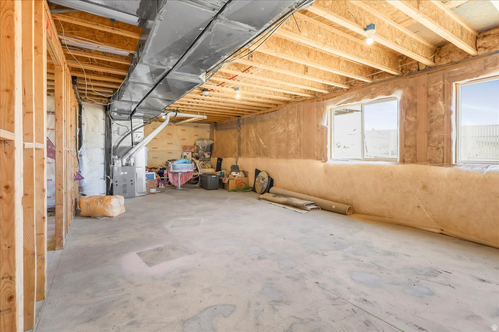 92 N MIDLAND DR Saratoga Springs, UT 84045