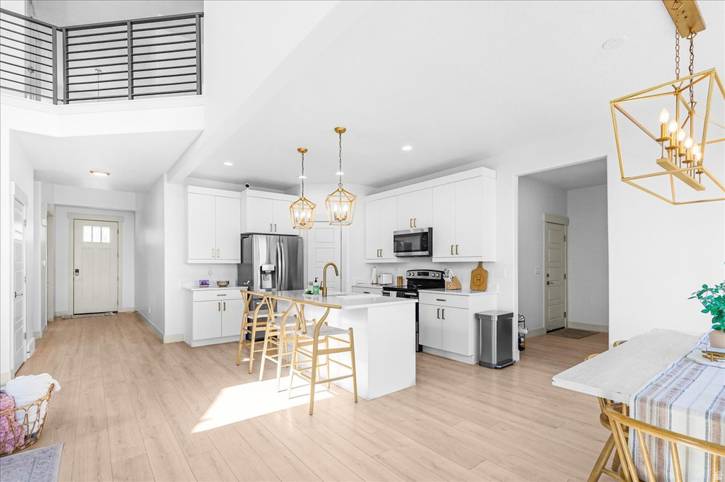 92 N MIDLAND DR Saratoga Springs, UT 84045