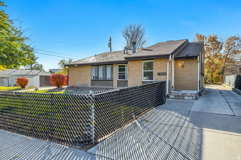 3964 S 565 E Salt Lake City, UT 84107